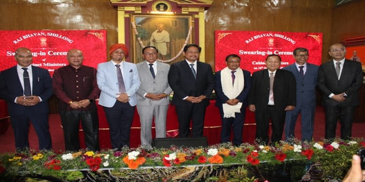 NEW CABINET LINEUP: 8 Ministers Take Oath at Raj Bhavan