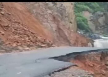 Landslide Cuts Shillong-Dawki Road: Traffic Halted Beyond Laitlyngkot