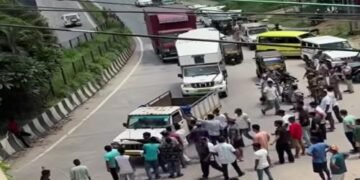Jorabat blockade enters Day 2, Guwahati-Shillong road choke