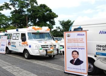 Doctor At Your Doorstep: CM Rolls Out 3 Mobile Clinics