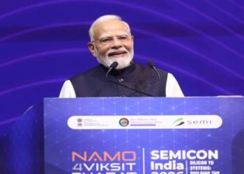 PM Modi stresses developing advanced tech