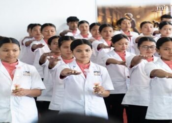 Illuminating Humanity: MIT Nursing Lights Lamps For Future Healers