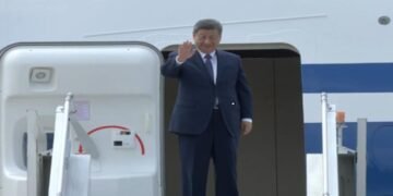 Chinese Pres Xi Jinping leaves Delhi