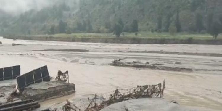 Six killed as helicopter crash lands in U’khand
